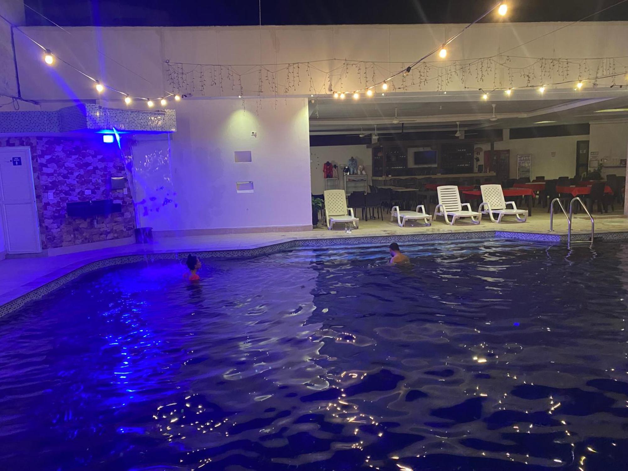 Hotel Deluxe Oasis De La Colina Girardot Buitenkant foto
