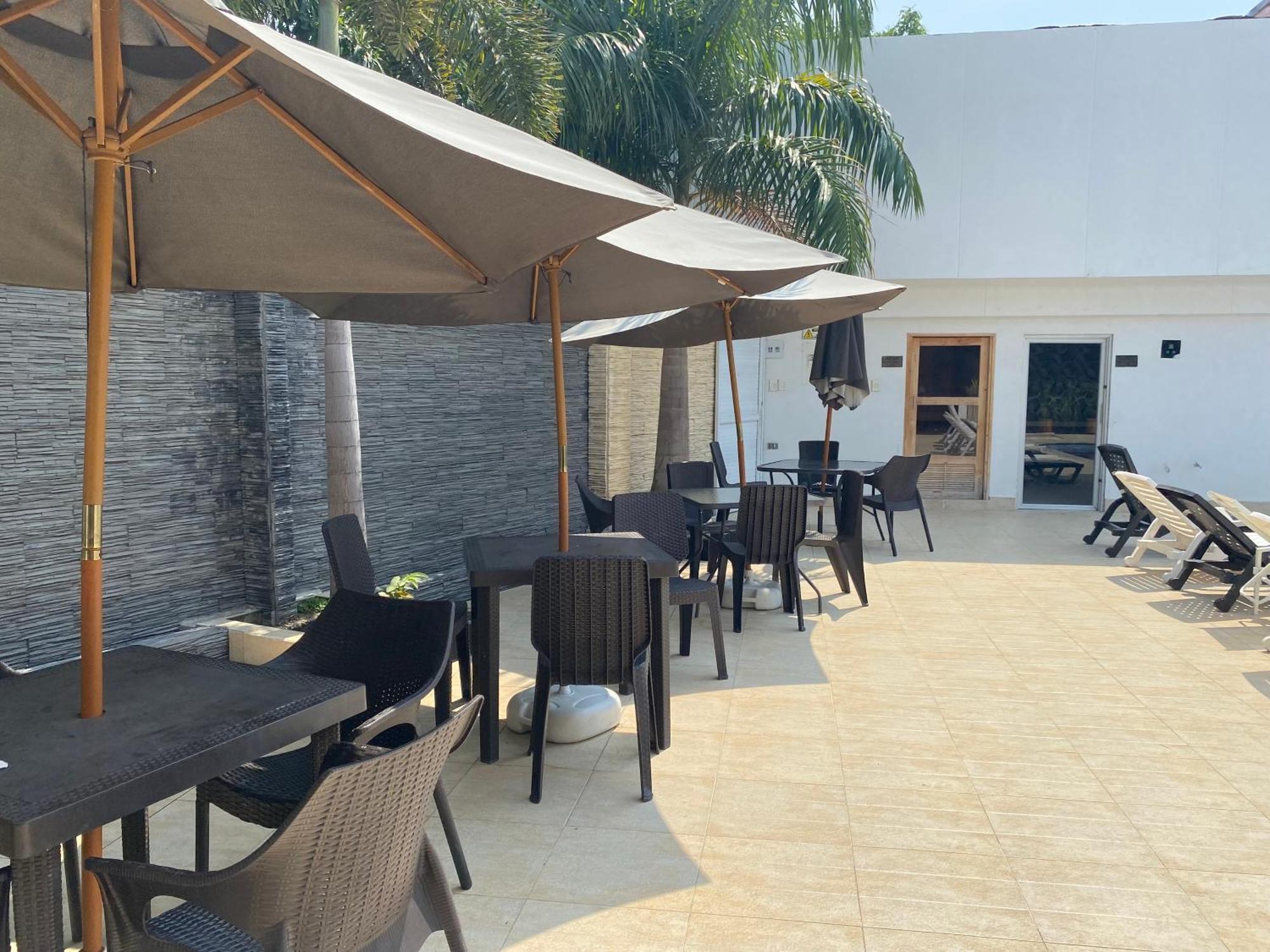 Hotel Deluxe Oasis De La Colina Girardot Buitenkant foto