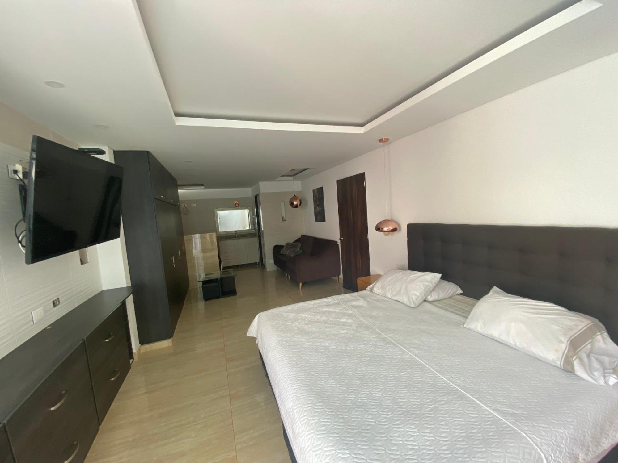 Hotel Deluxe Oasis De La Colina Girardot Buitenkant foto